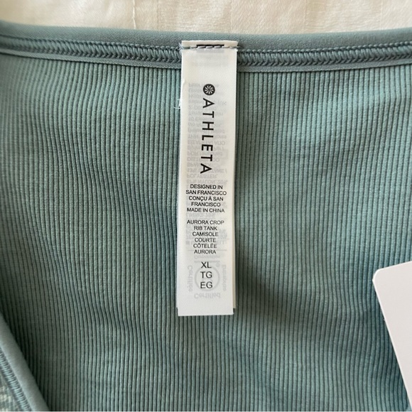 Athleta Blue Cheetah Print Aurora Seamless Crop Rib Tank - Picture 6 of 16